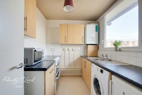 Burdett Road, London E14
