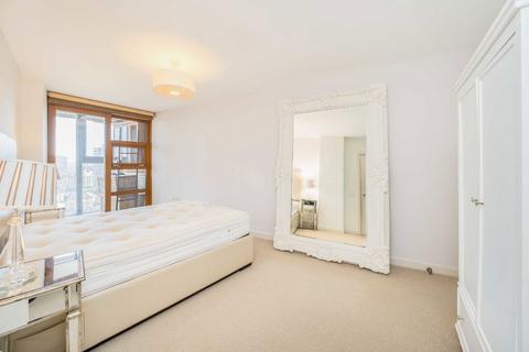 1 bedroom flat for sale, Lombard Road, London SW11