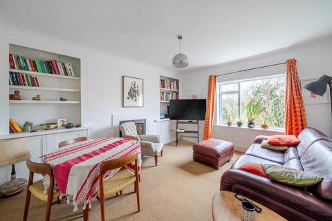 2 bedroom flat for sale, Dulwich Road, Herne Hill, London, SE24