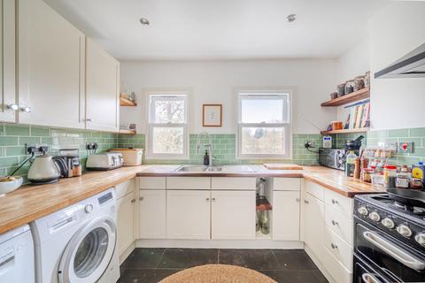 2 bedroom flat for sale, Dulwich Road, Herne Hill, London, SE24