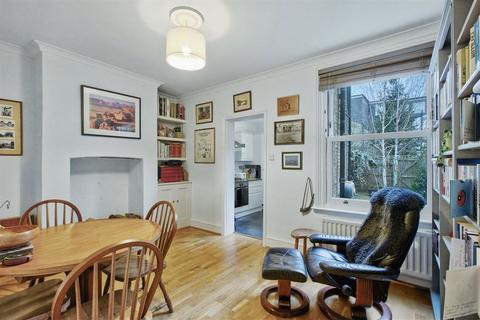 3 bedroom house to rent, Victor Road, Teddington TW11