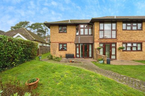 2 bedroom retirement property for sale, Pine Drive, Southampton