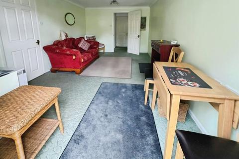 2 bedroom apartment for sale, Pine Drive, Southampton