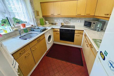 2 bedroom apartment for sale, Pine Drive, Southampton