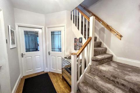 3 bedroom semi-detached house for sale, High View, Wallsend, Tyne and Wear, NE28 8SS