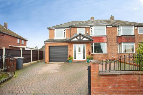 4 bedroom semi-detached house for sale, Weetwood Road, Spinneyfield, Rotherham
