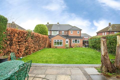 4 bedroom semi-detached house for sale, Weetwood Road, Spinneyfield, Rotherham