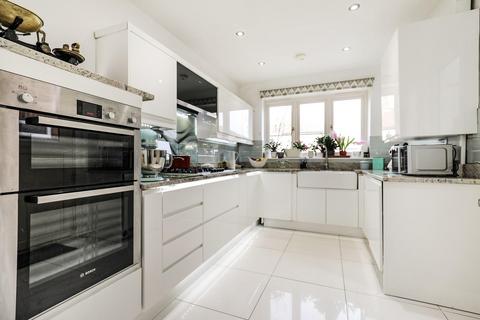 4 bedroom terraced house for sale, Albany Road, Harrogate