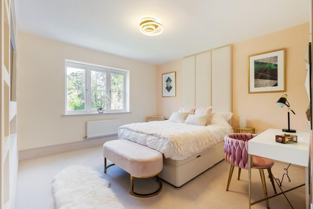 Chorley House 327...