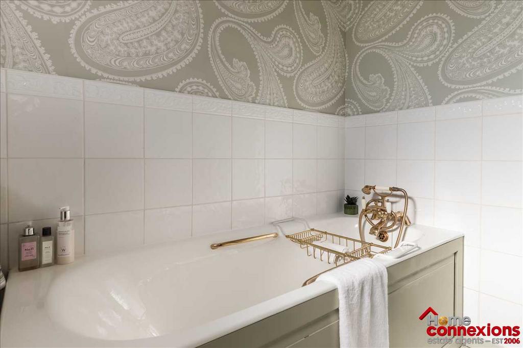 Bathroom (2)