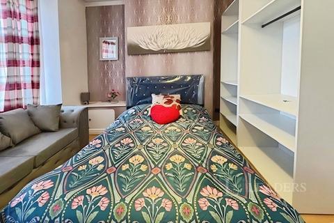 House share to rent, Claremont Road, Manchester, Greater Manchester, M14