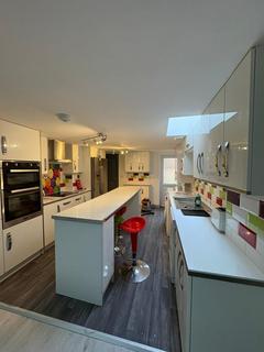 1 bedroom in a house share to rent, Teignmouth Road, Birmingham B29