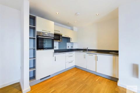 2 bedroom apartment to rent, Apt 2.08 :: Flint Glass Wharf
