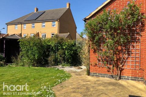 undefined, Crocus Close, BURY ST EDMUNDS