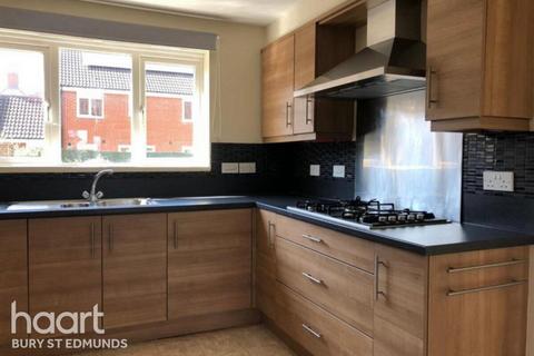 undefined, Crocus Close, BURY ST EDMUNDS