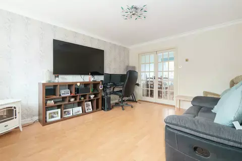 3 bedroom semi-detached house for sale, 12, The Sycamores, Ramsey