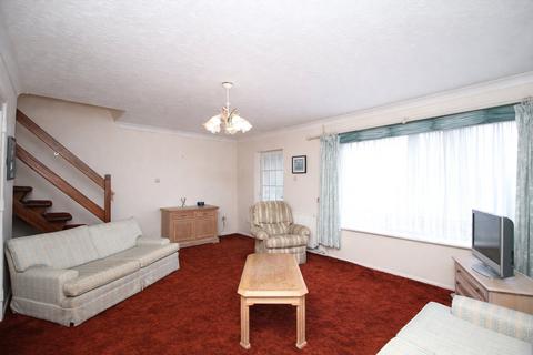 undefined, Robin Close, Alton, Hampshire, GU34