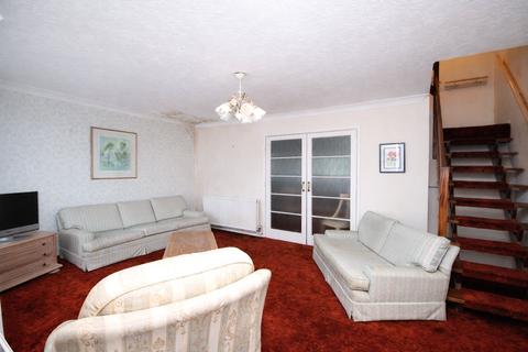 undefined, Robin Close, Alton, Hampshire, GU34