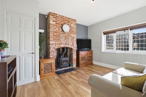 1 bedroom terraced house for sale, The Street, Alderton, IP12