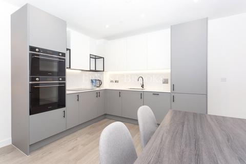 2 bedroom apartment to rent, Willowbrook House, Coster Avenue, Woodbury Down, N4