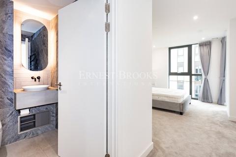 2 bedroom apartment to rent, Willowbrook House, Coster Avenue, Woodbury Down, N4