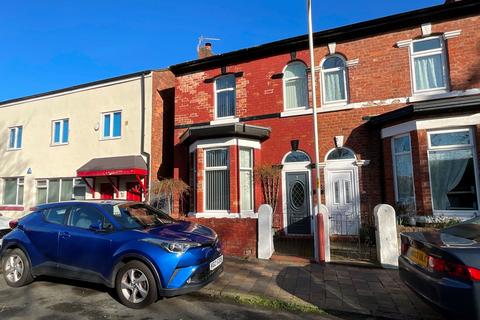 2 bedroom semi-detached house for sale, Pine Grove, Southport PR9