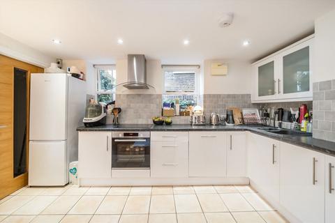 2 bedroom flat for sale, Lady Margaret Road, London N19
