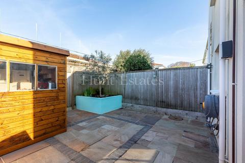 2 bedroom end of terrace house for sale, 1 Mahara Mews
