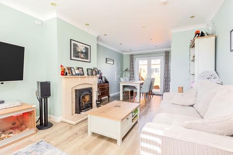 2 bedroom end of terrace house for sale, 1 Mahara Mews
