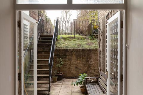 3 bedroom apartment for sale, King Edward's Road, London E9