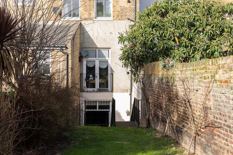 3 bedroom apartment for sale, King Edward's Road, London E9