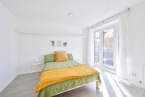 undefined, Shaftesbury Gardens, North Acton, London, NW10