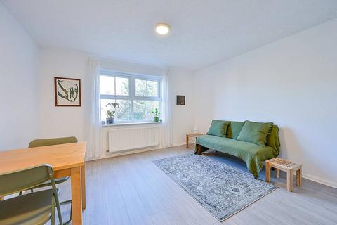 1 bedroom flat for sale, Shaftesbury Gardens, North Acton, London, NW10