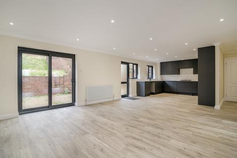 4 bedroom detached house for sale, Trinity View, Caerleon