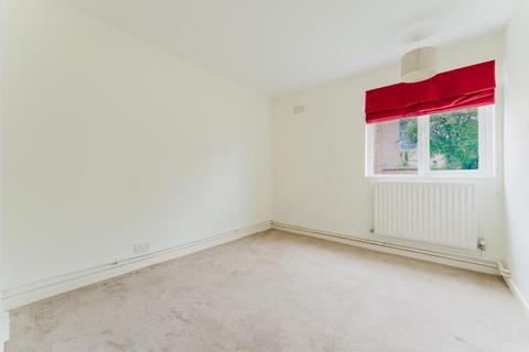 2 bedroom apartment to rent, Sandgate House, W5 1TN