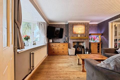 3 bedroom semi-detached house for sale, Larch Grove, Preston PR5