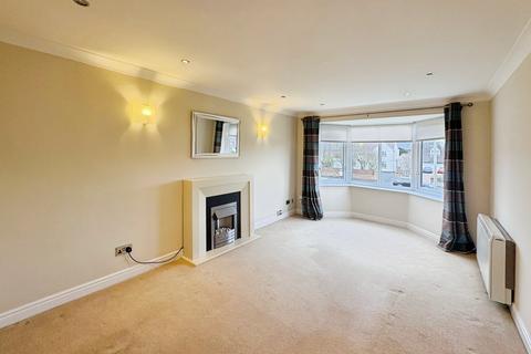 2 bedroom apartment to rent, Clifton Drive North, Lancashire FY8