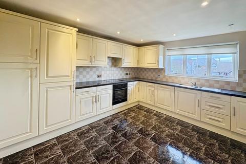 2 bedroom apartment to rent, Clifton Drive North, Lancashire FY8