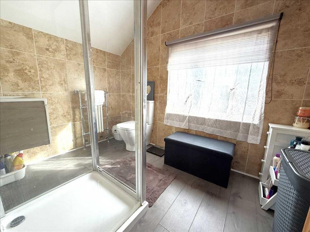 Ensuite Shower Room