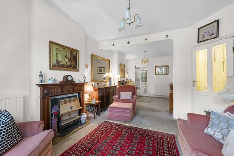 3 bedroom semi-detached house for sale, Seaforth Avenue, New Malden KT3