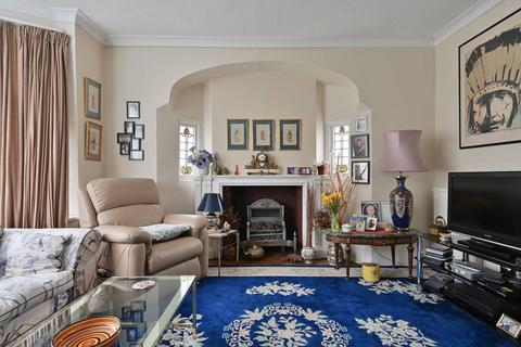 4 bedroom semi-detached house for sale, Roxborough Avenue, Harrow on the Hill, Harrow, HA1