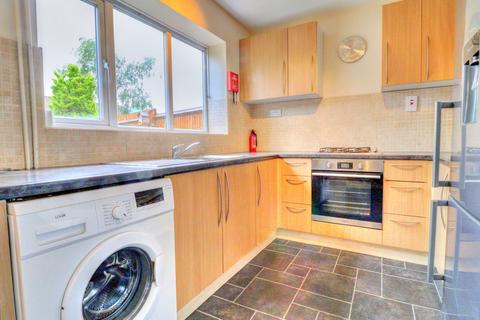 3 bedroom semi-detached house to rent, Chadwick Street, Buckinghamshire HP13