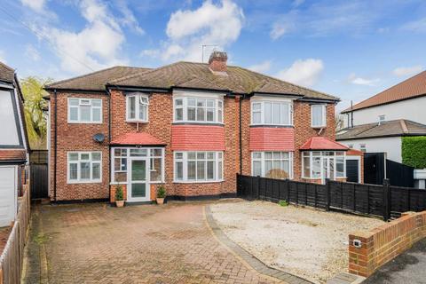 Thorndon Gardens, Stoneleigh