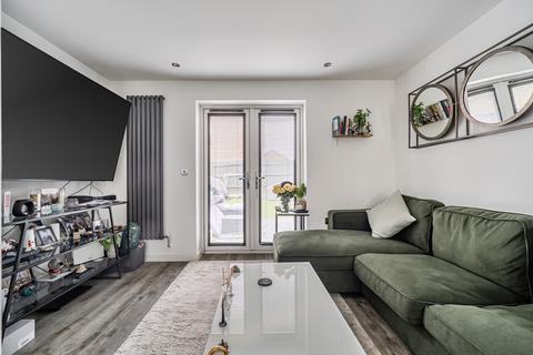 2 bedroom semi-detached house for sale, Windsor Street, Grove