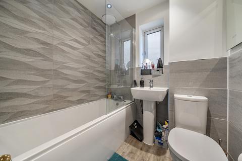 2 bedroom semi-detached house for sale, Windsor Street, Grove