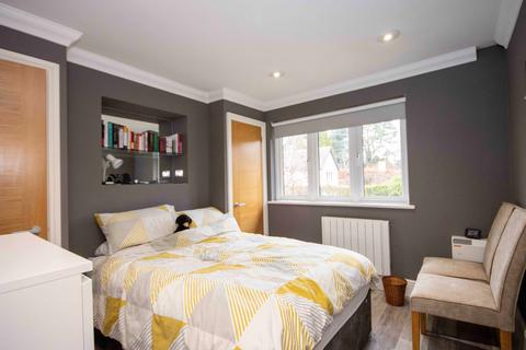1 bedroom flat for sale, Warwick Court, Solesbridge Lane, Chorleywood