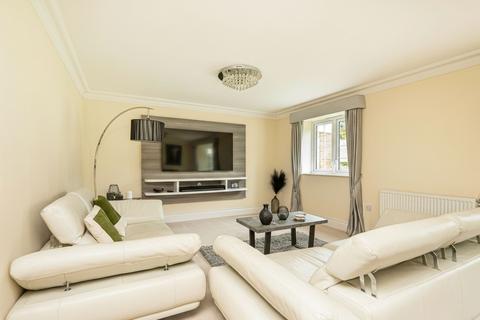 4 bedroom detached house for sale, Welcombes View, Coulsdon CR5