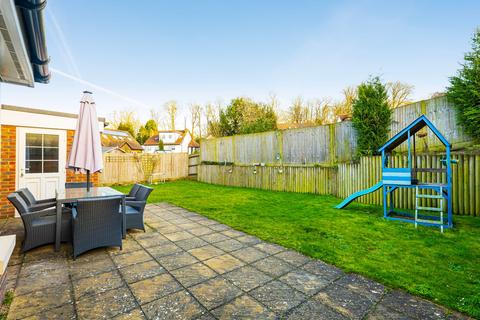 4 bedroom detached house for sale, Welcombes View, Coulsdon CR5