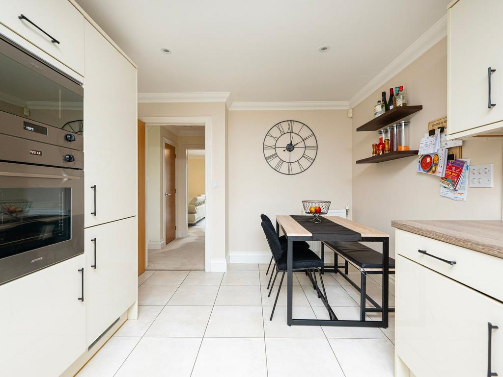 Kitchen / Breakfast Room