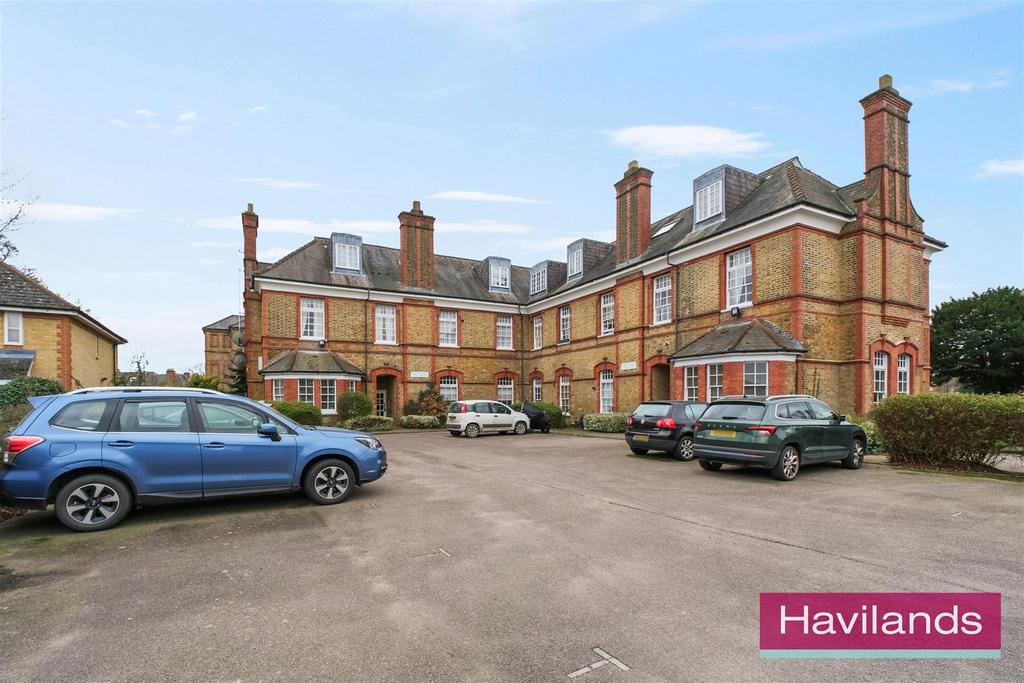 Treves Close-11.jpg